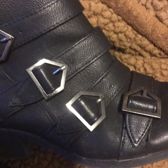 Sam Libby boots l - Picture 2 of 5